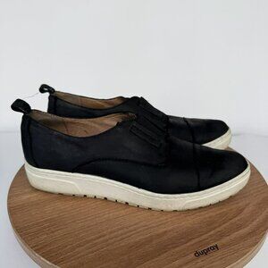 Biala Black Leather‎ Slip-On Sneakers Womens Size 37